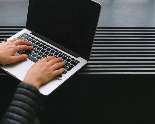 Web Tasarım Ajansı ile Revizyon Süreci Nasıl Doğru Yönetilmeli?