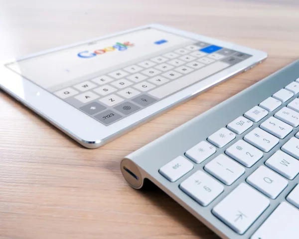 Site Taşıma SEO Rehberi: Domain veya Altyapı Değiştirirken Sıralama Kaybı Nasıl Önlenir?
